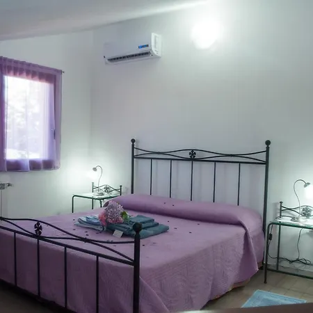 Bed & Breakfast A Domu De Vittoria